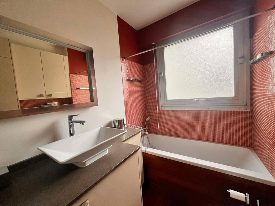 Apartamento 16Eme - Pres Trocadero, Quartier Prestigieux París Exterior foto
